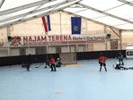 Prva utakmica na rolama za male Srake